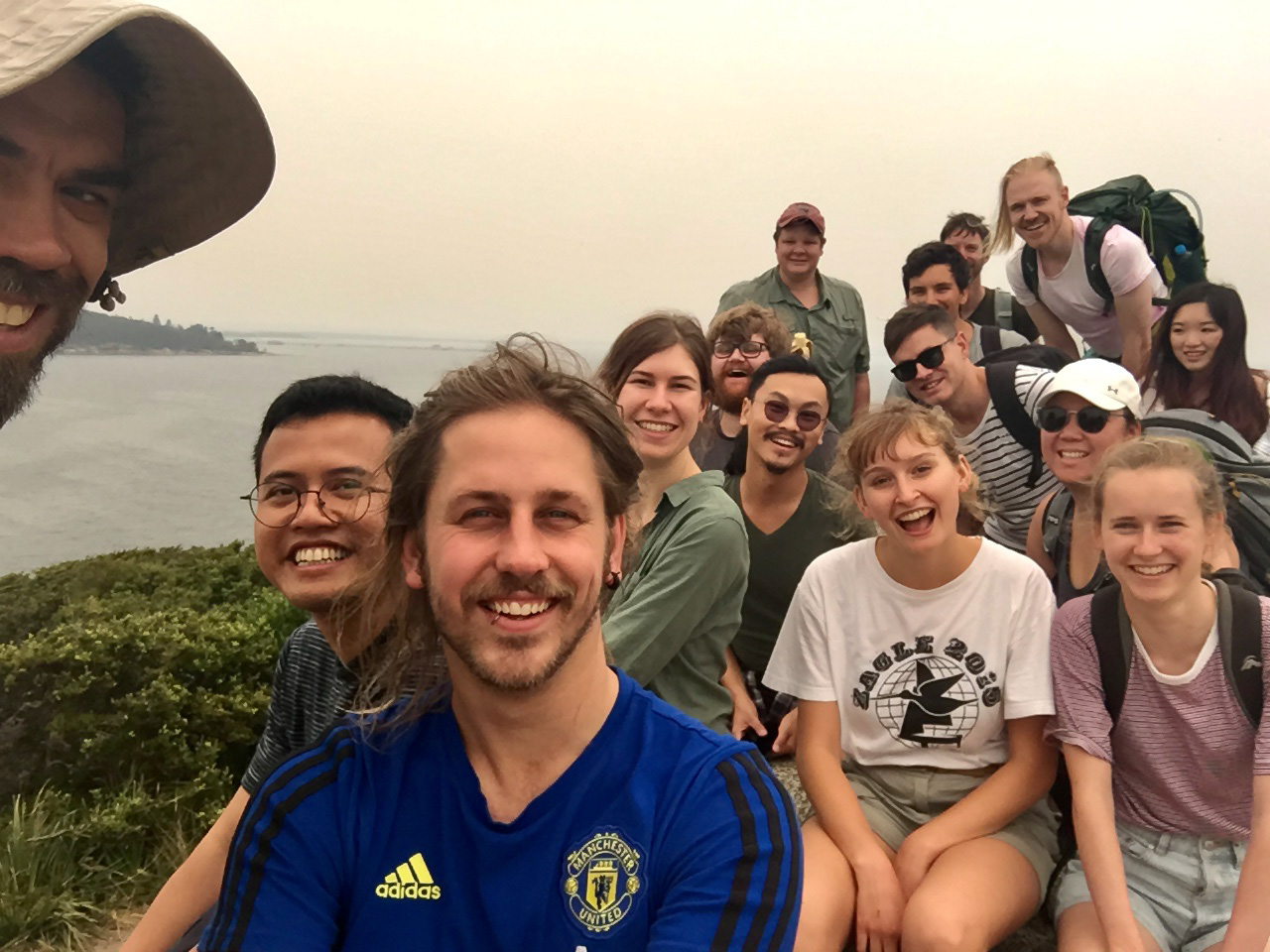 /images/labgroup/2019_christmas_prefires_la_perouse.jpg